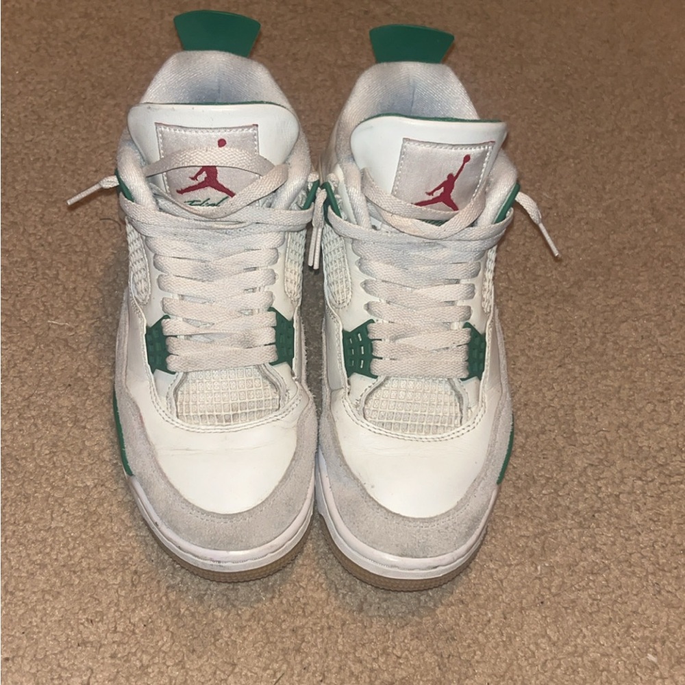 Jordan 4 pine green